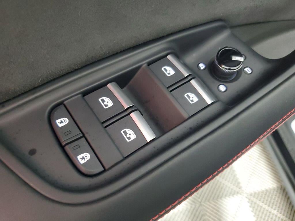 2024 Audi RS Q8 Base - Photo 19