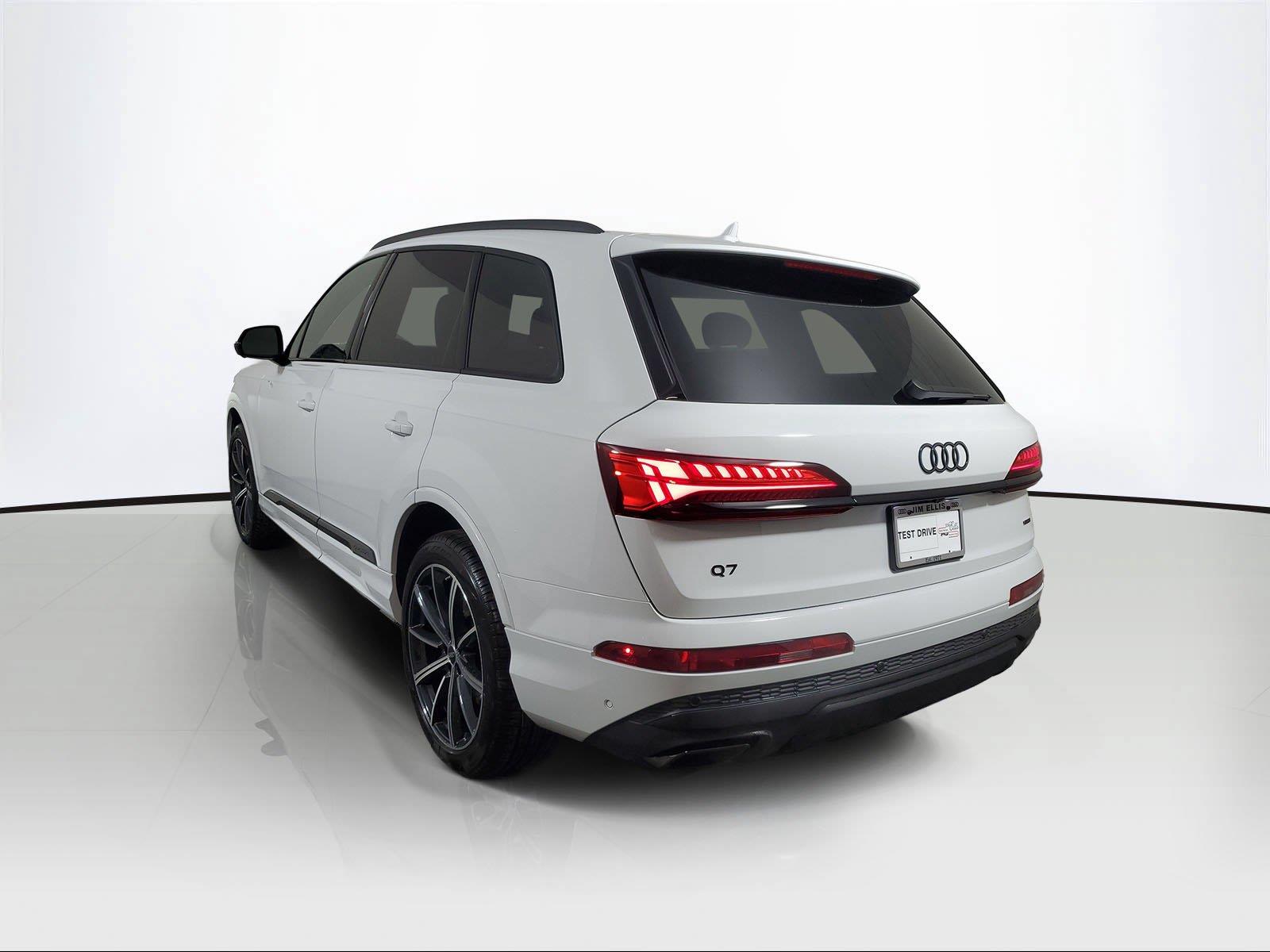 New 2026 Audi Q7 SUV