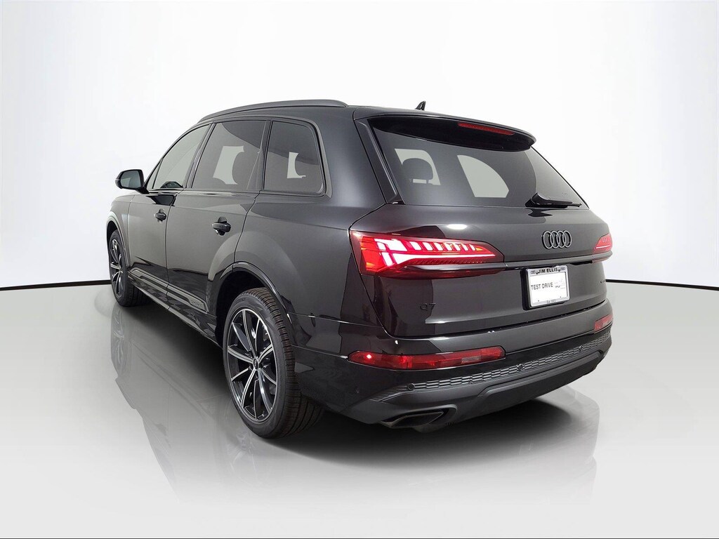 New 2026 Audi Q7 SUV