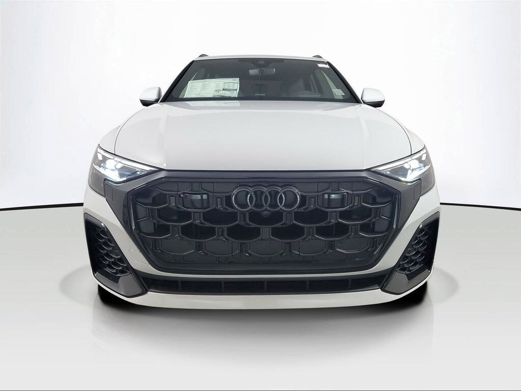 New 2026 Audi Q8 SUV