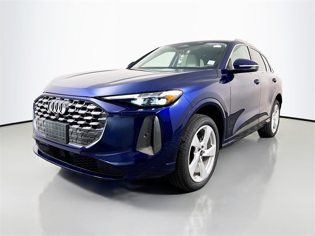 2025 Audi Q5 2.0T Premium Plus photo 3