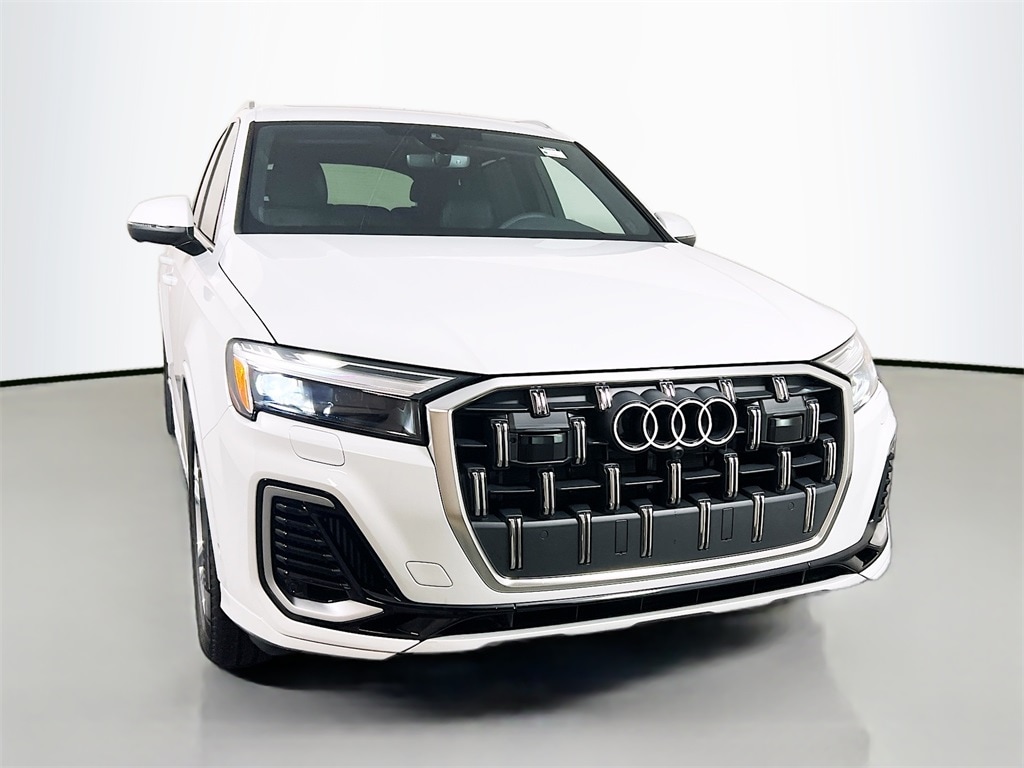 New 2026 Audi Q7 55 Premium Plus SUV