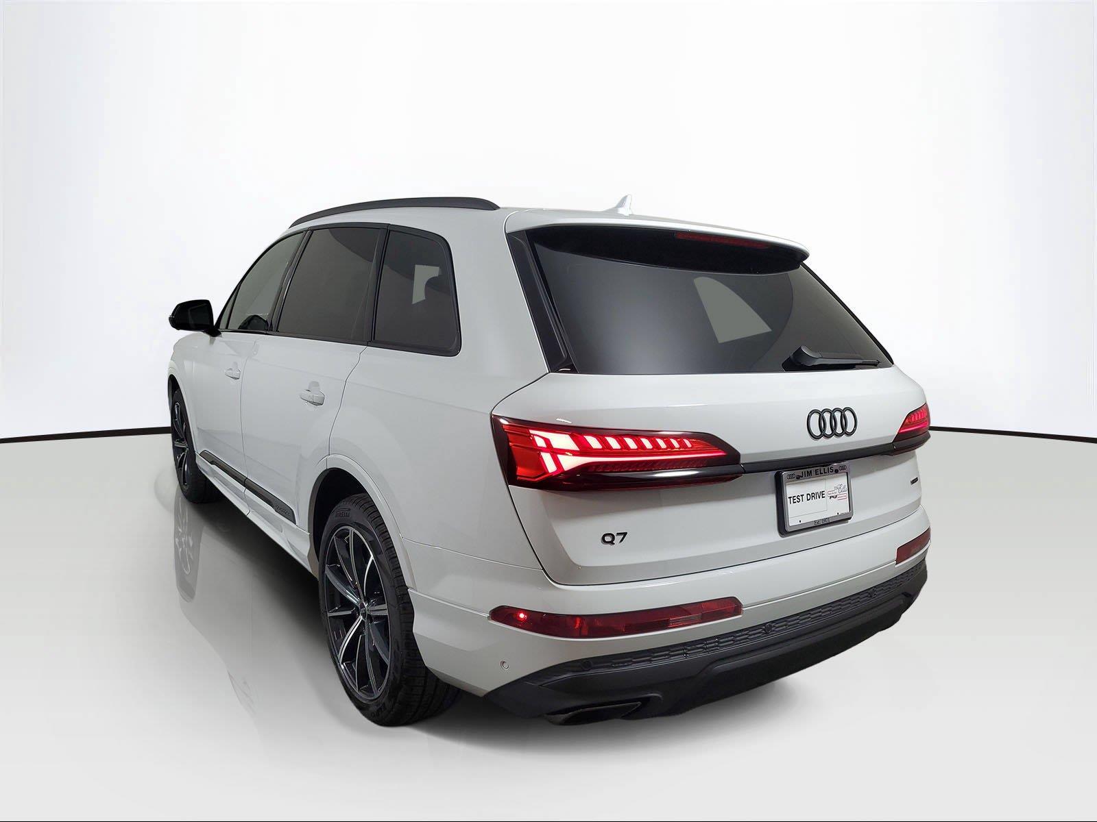 New 2026 Audi Q7 SUV