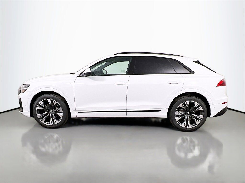 New 2026 Audi Q8 SUV