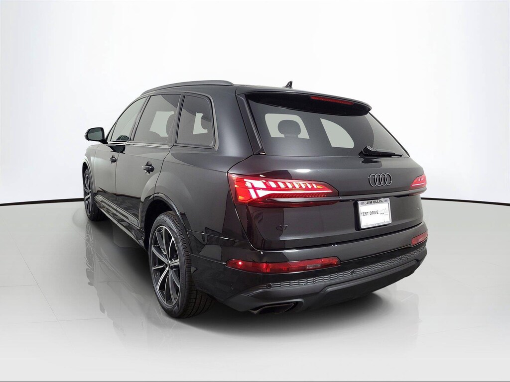 New 2026 Audi Q7 SUV