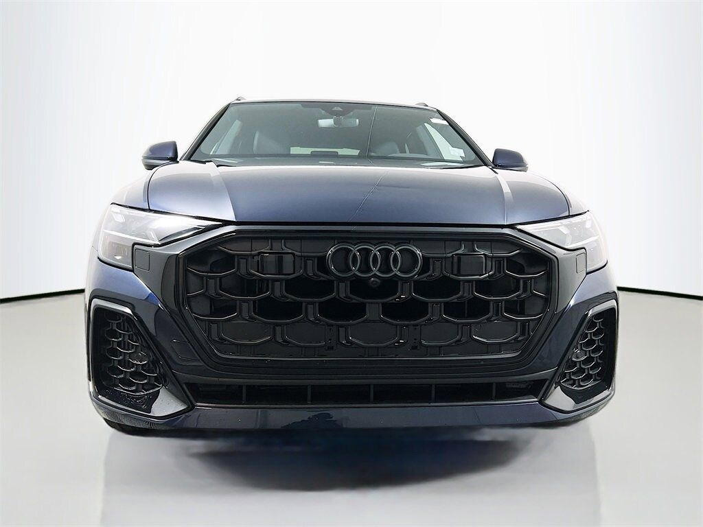 New 2026 Audi Q8 SUV