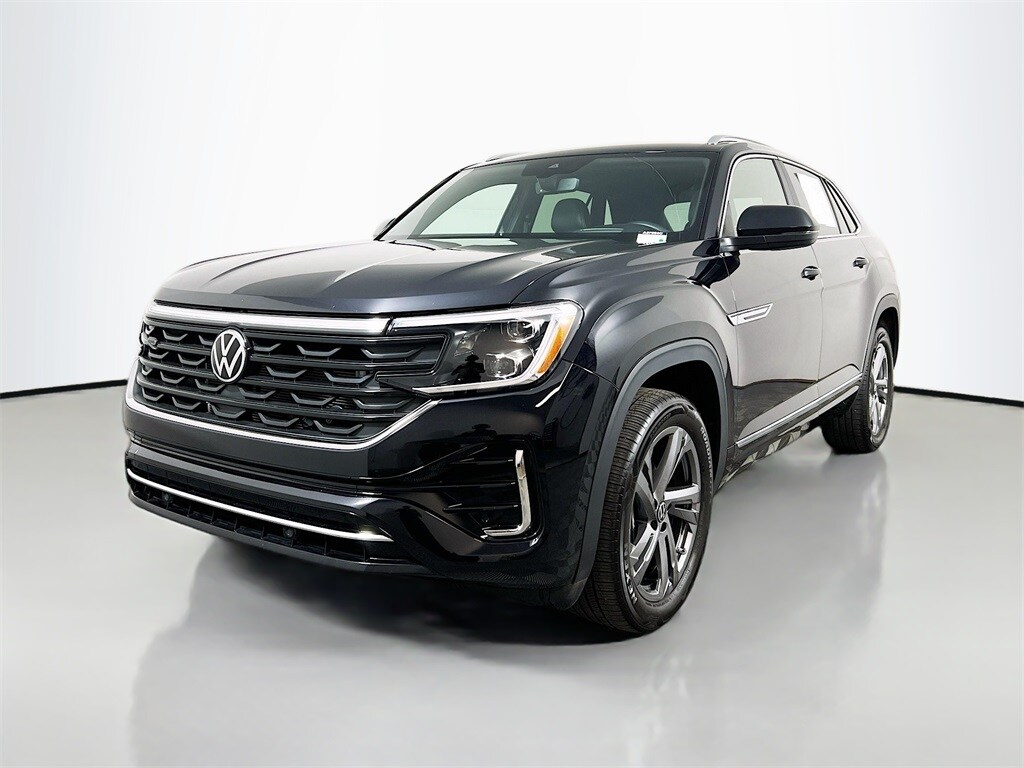 2024 Volkswagen Atlas Cross Sport SEL R-Line photo 2