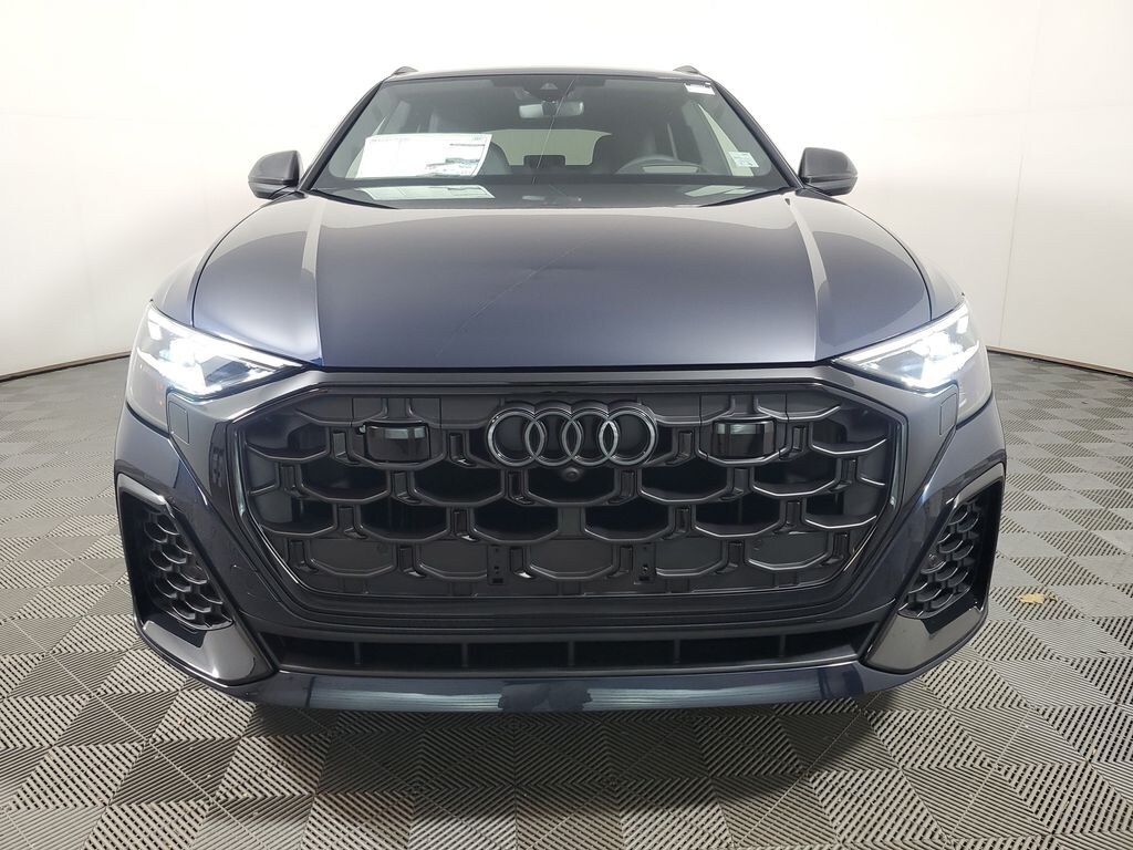 New 2026 Audi Q8 SUV