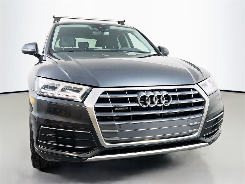 2019 Audi Q5 2.0T Premium Plus photo 2