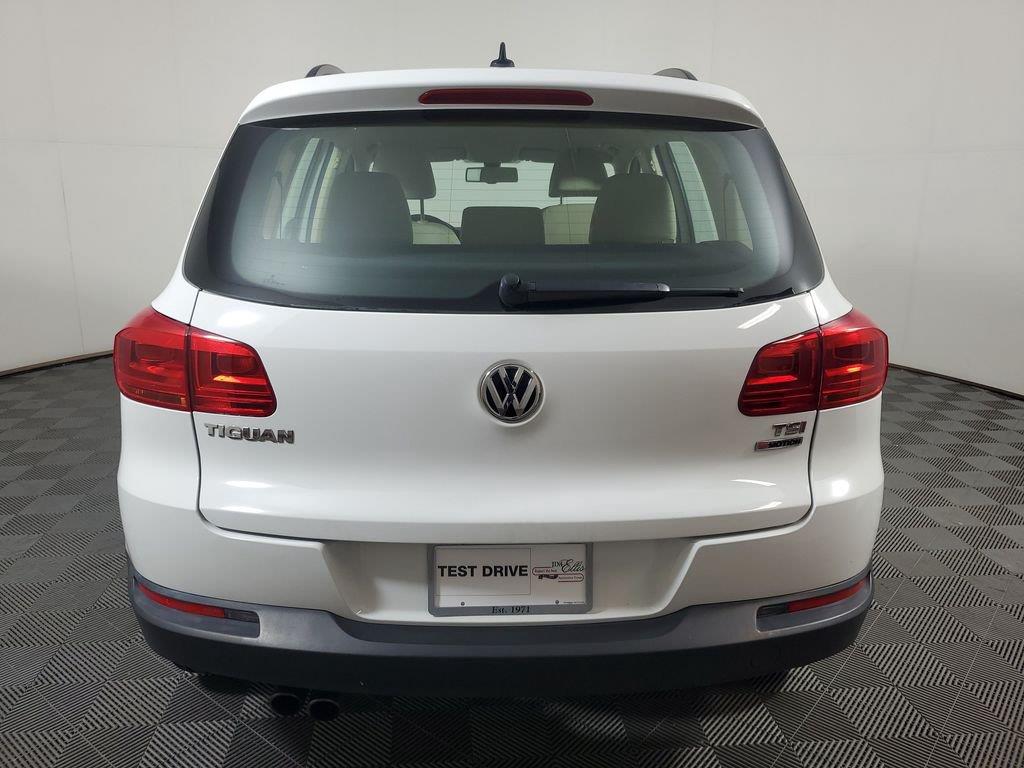 2017 Volkswagen Tiguan S - Photo 6