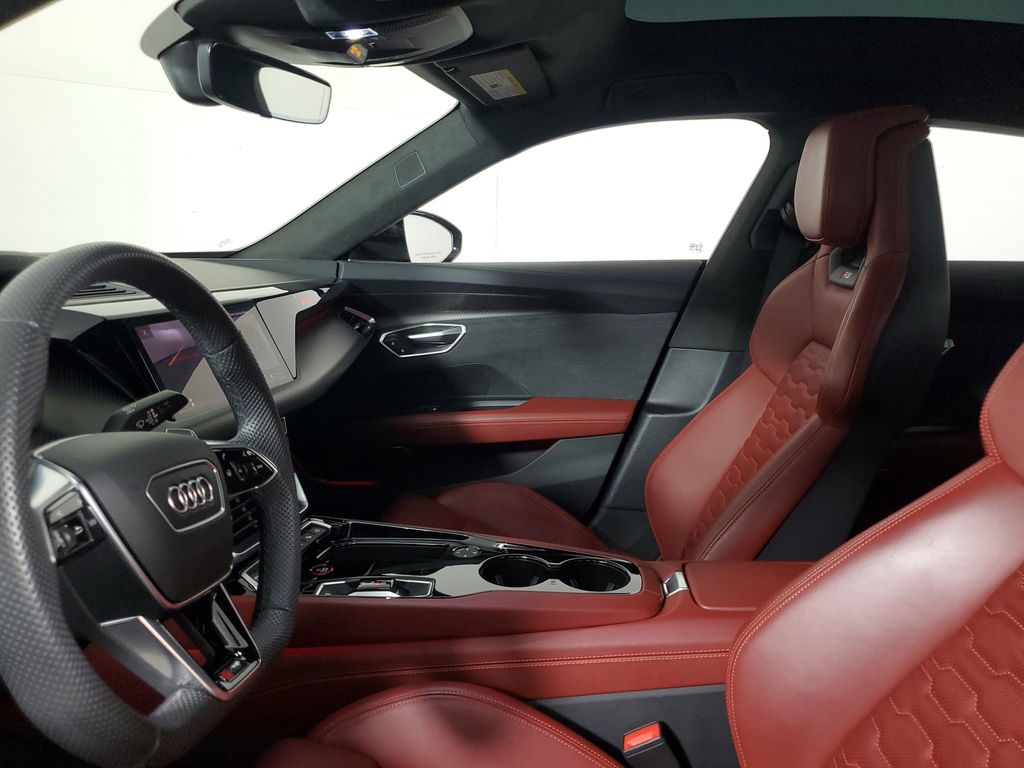 2024 Audi RS e-tron GT Base - Photo 22
