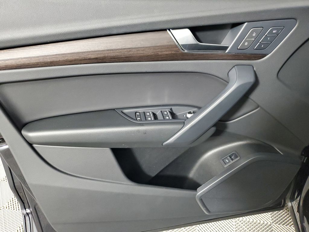 2023 Audi Q5 Premium - Photo 19