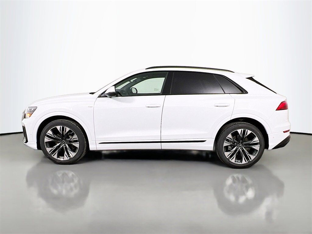 New 2026 Audi Q8 SUV