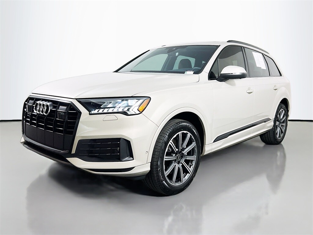 Used 2024 Audi Q7 45 Premium Plus quattro SUV
