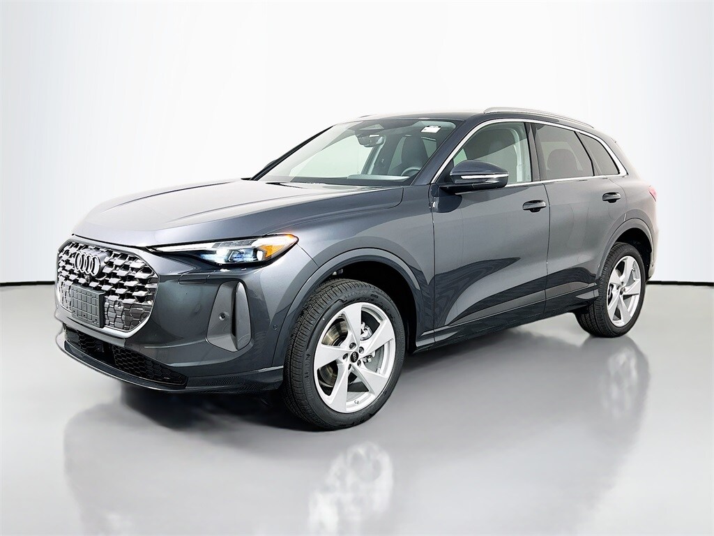 2025 Audi Q5 2.0T Premium Plus photo 3