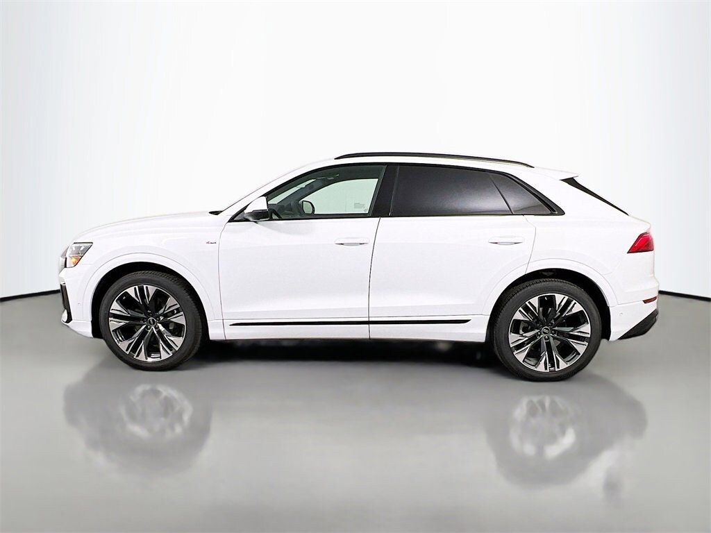 New 2026 Audi Q8 SUV