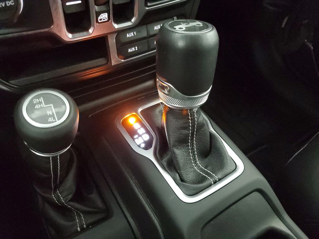 2020 Jeep Wrangler Unlimited Sahara - Photo 29
