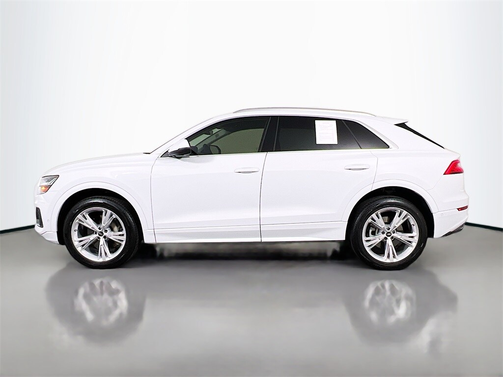 2023 Audi Q8 55 Premium Plus photo 4