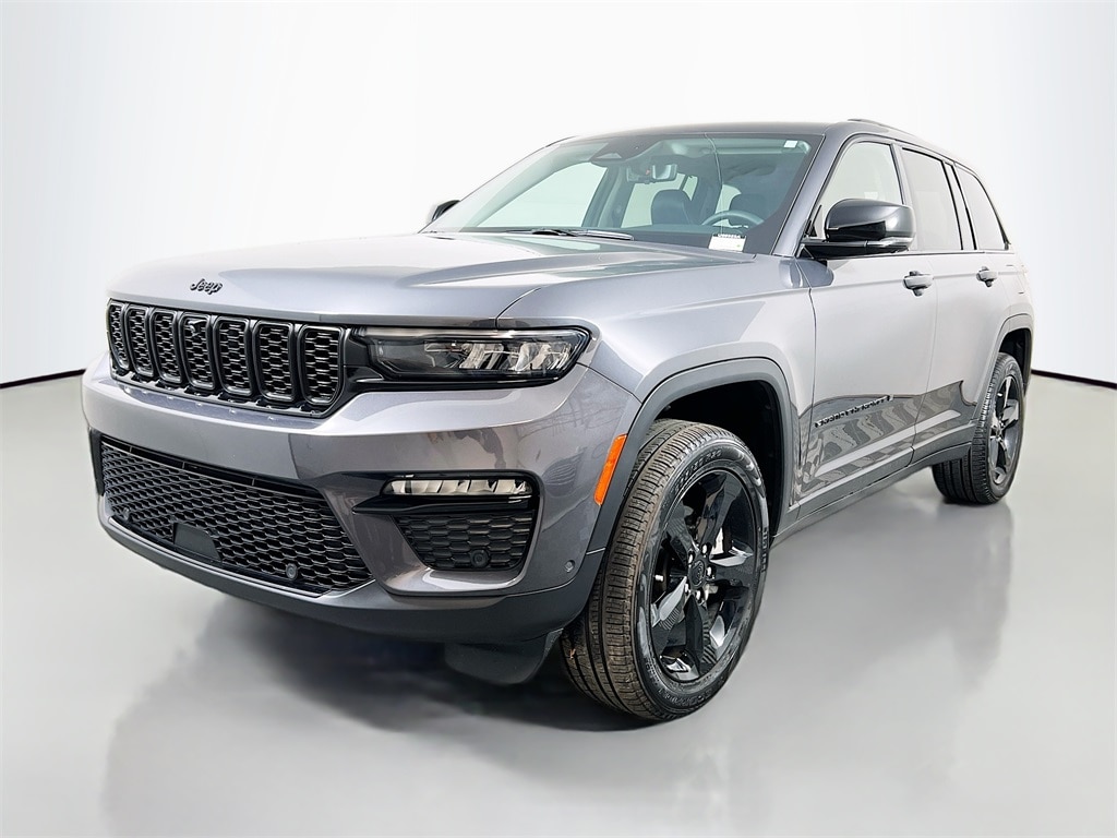 Used 2023 Jeep Grand Cherokee Limited SUV
