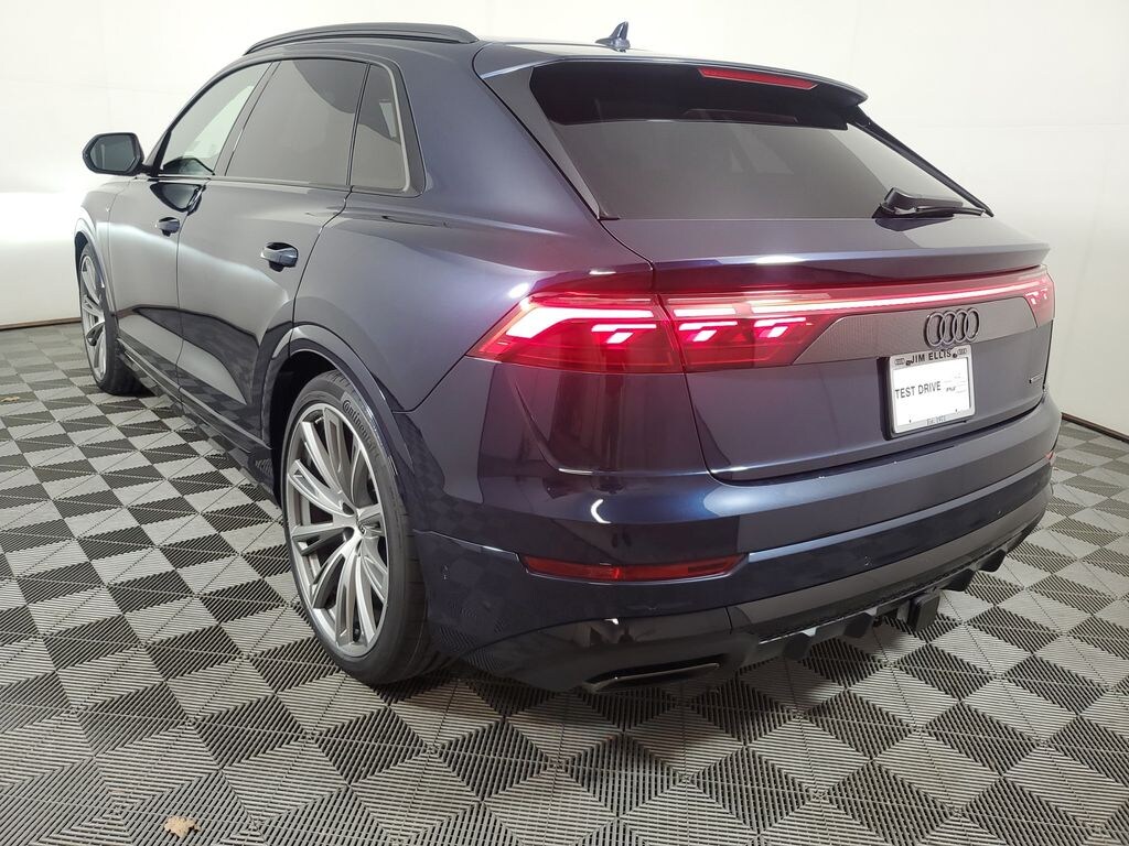 New 2026 Audi Q8 SUV