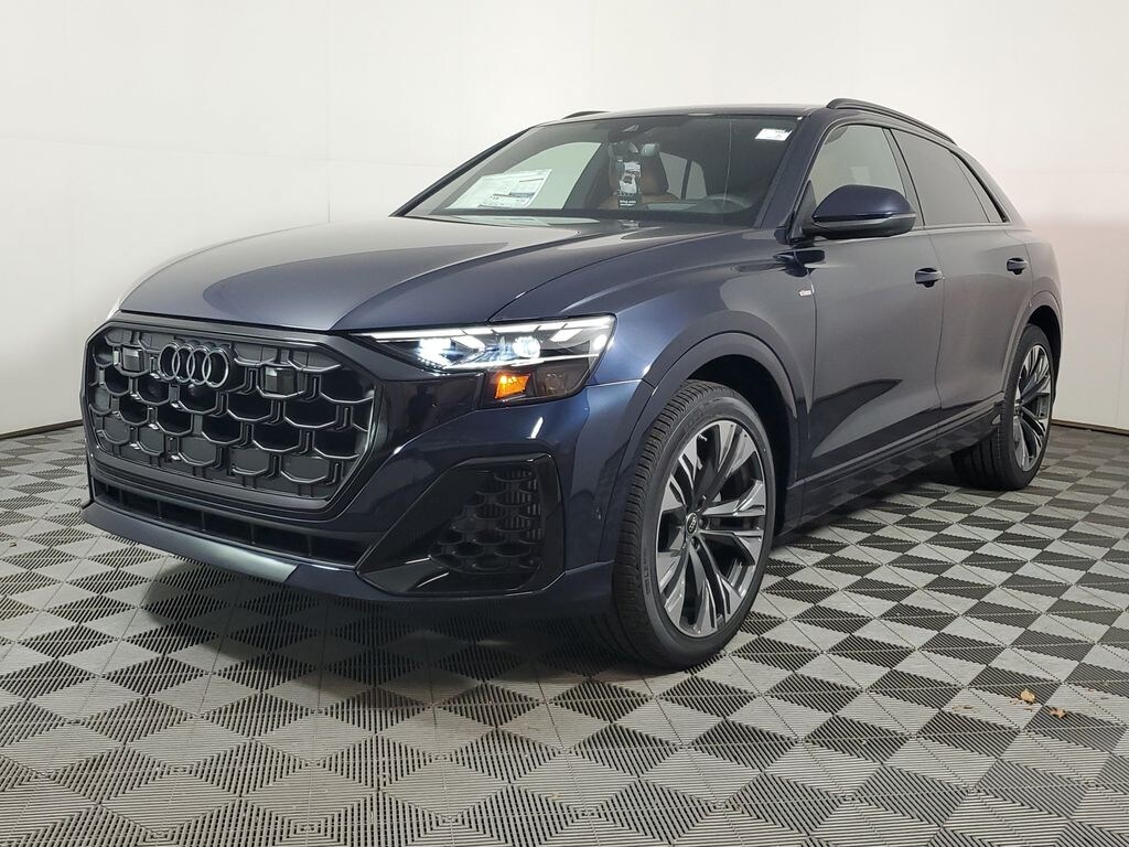 New 2026 Audi Q8 SUV
