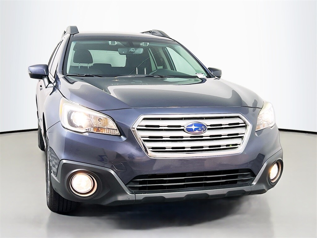 2017 Subaru Outback 2.5i Premium photo 2