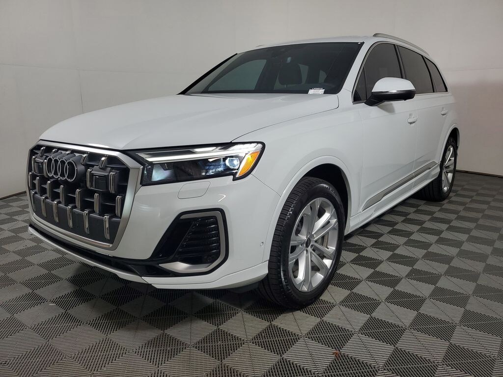Used 2025 Audi Q7 55 Premium quattro SUV
