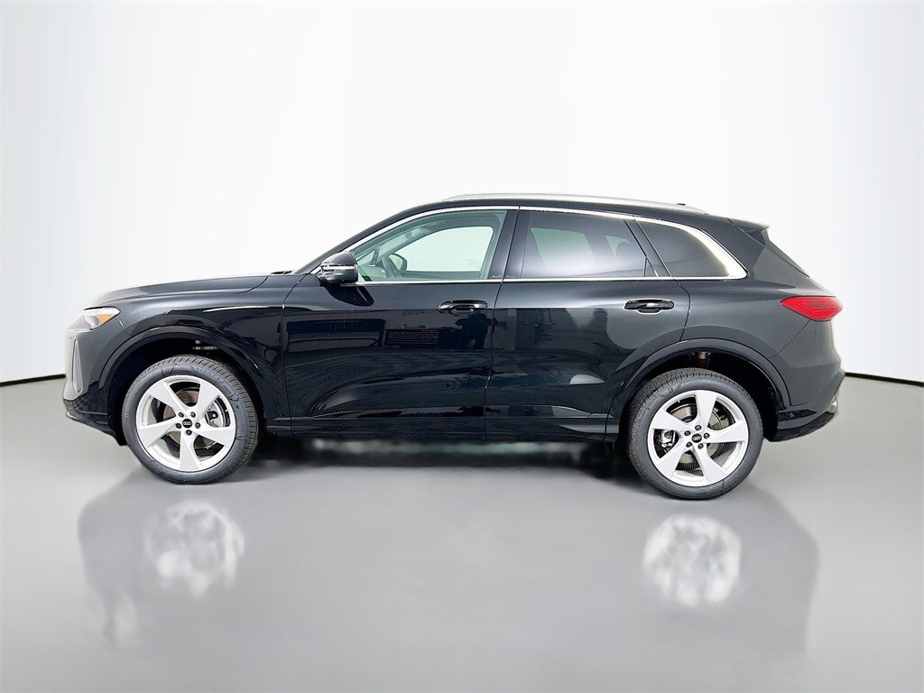 2025 Audi Q5 2.0T Premium Plus photo 3