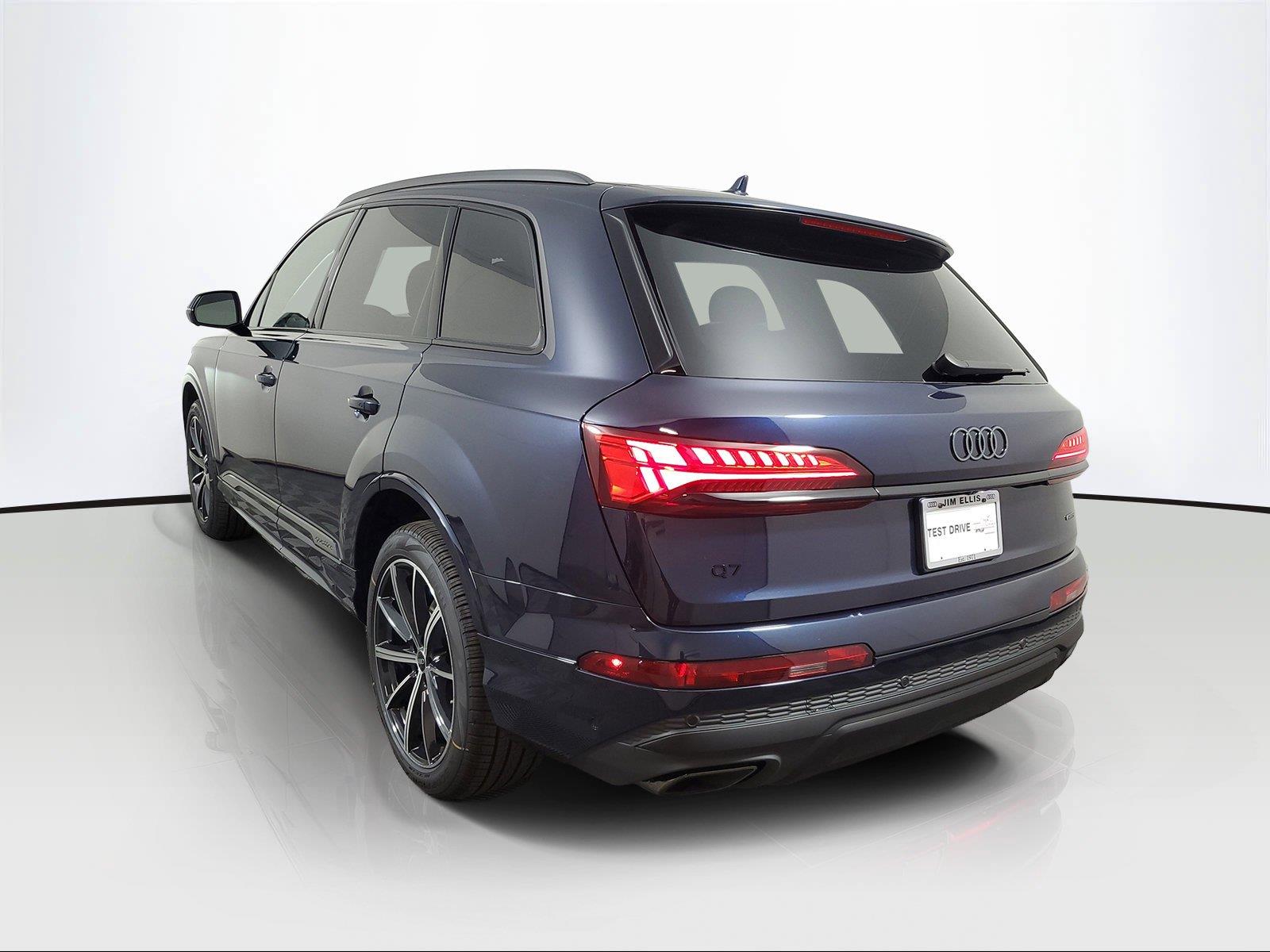 New 2026 Audi Q7 SUV