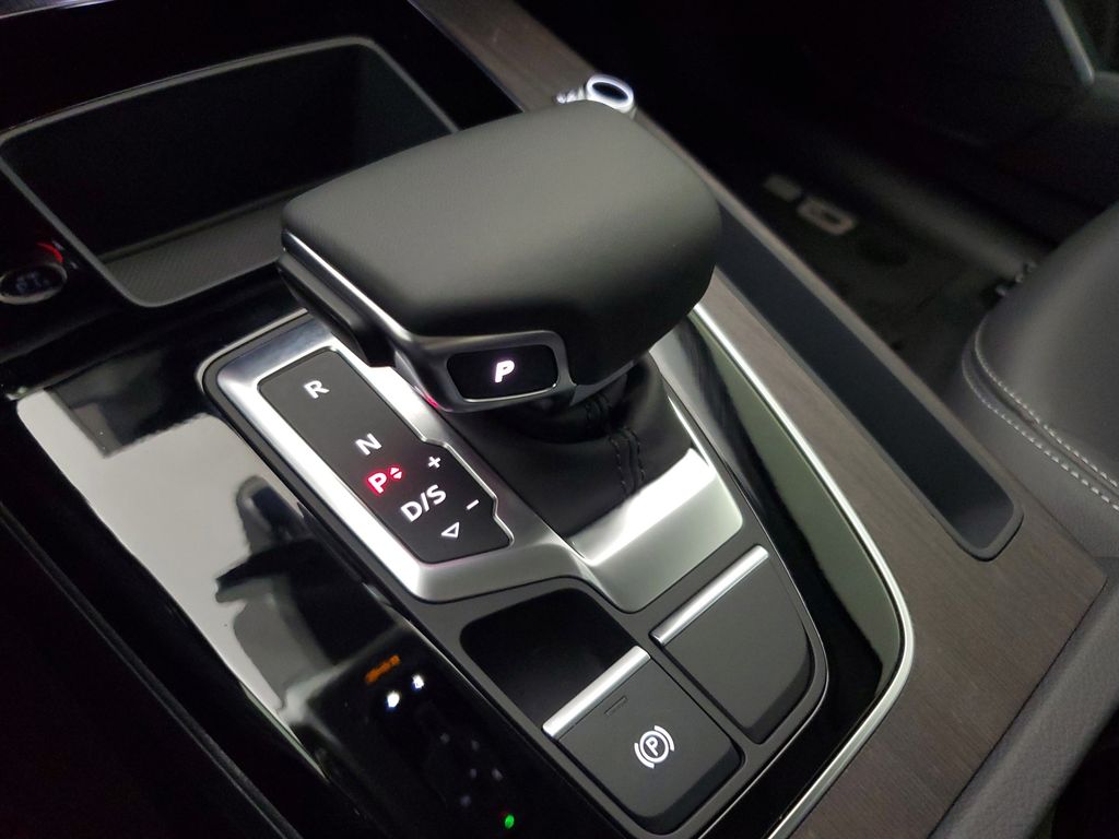 2023 Audi Q5 Premium - Photo 32