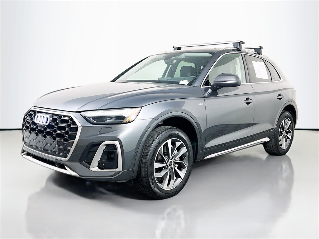 2024 Audi Q5 45 S line Prestige Premium photo 3