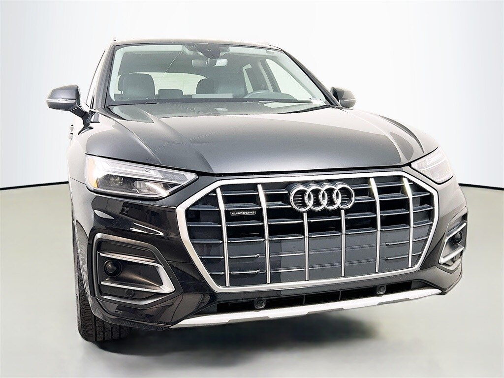 2024 Audi Q5 40 Premium photo 2