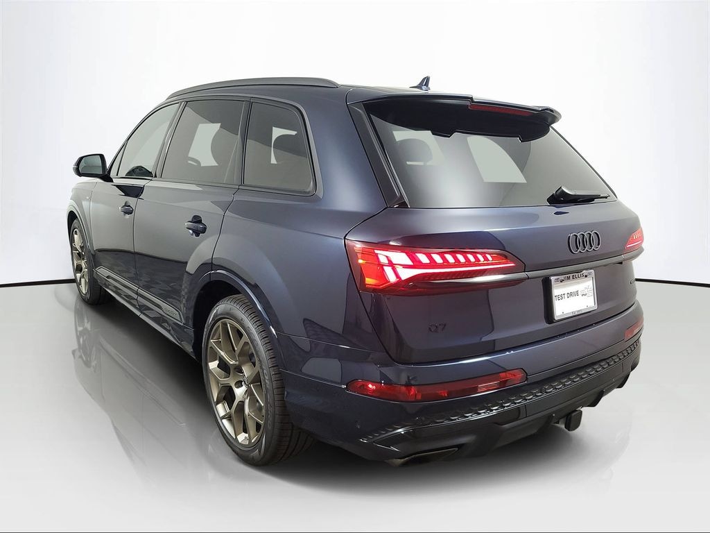 New 2026 Audi Q7 SUV