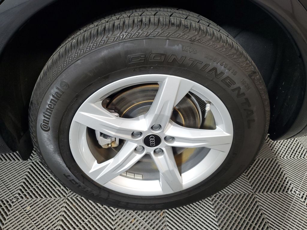 2023 Audi Q5 Premium - Photo 11