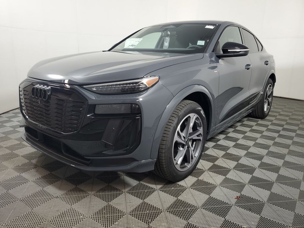 New 2027 Audi Q6 e-tron SUV