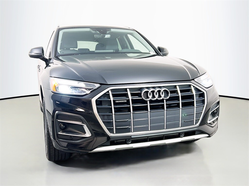2024 Audi Q5 40 Premium photo 2