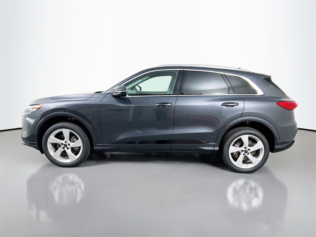 2025 Audi Q5 2.0T Premium Plus photo 4