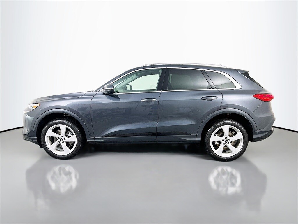 2025 Audi Q5 2.0T Premium Plus photo 2