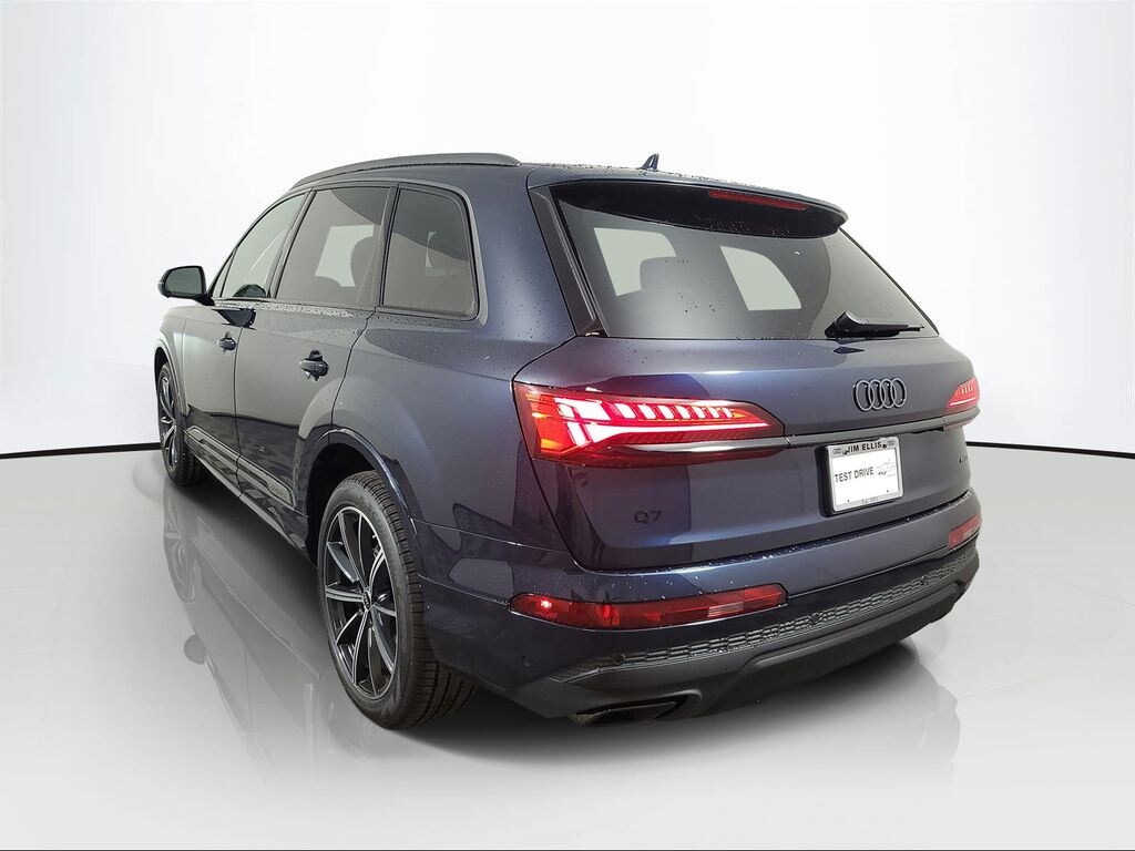 New 2026 Audi Q7 SUV