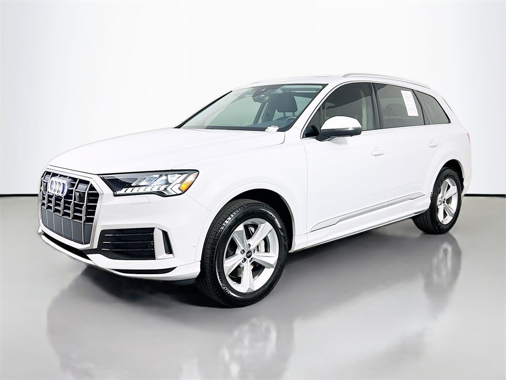 2024 Audi Q7 45 Premium Plus photo 3