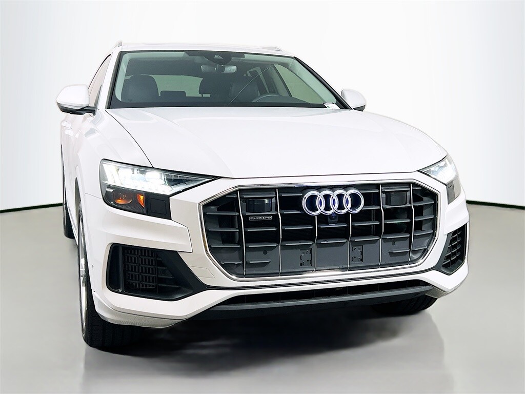 2023 Audi Q8 55 Premium Plus photo 2
