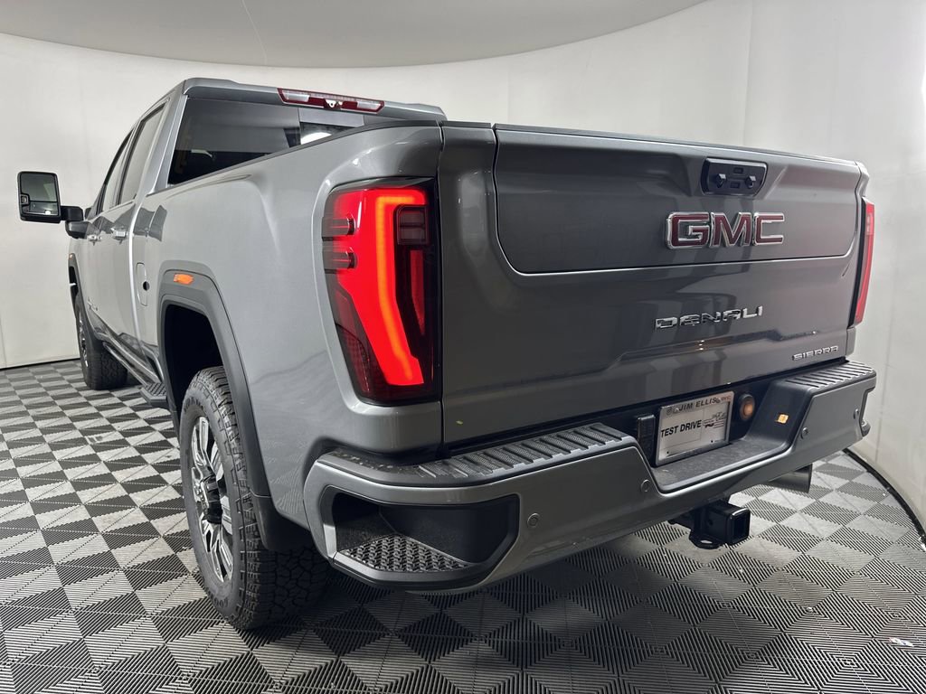 2025 Gmc Sierra 2500 HD Denali photo 4