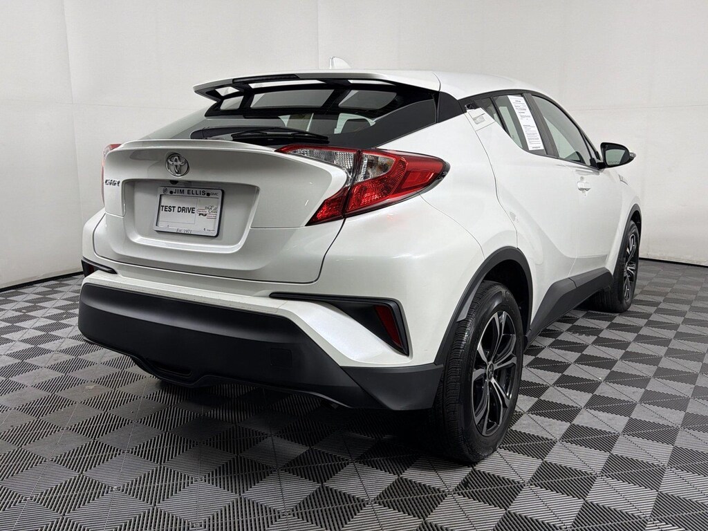 Used 2021 Toyota C-HR LE SUV