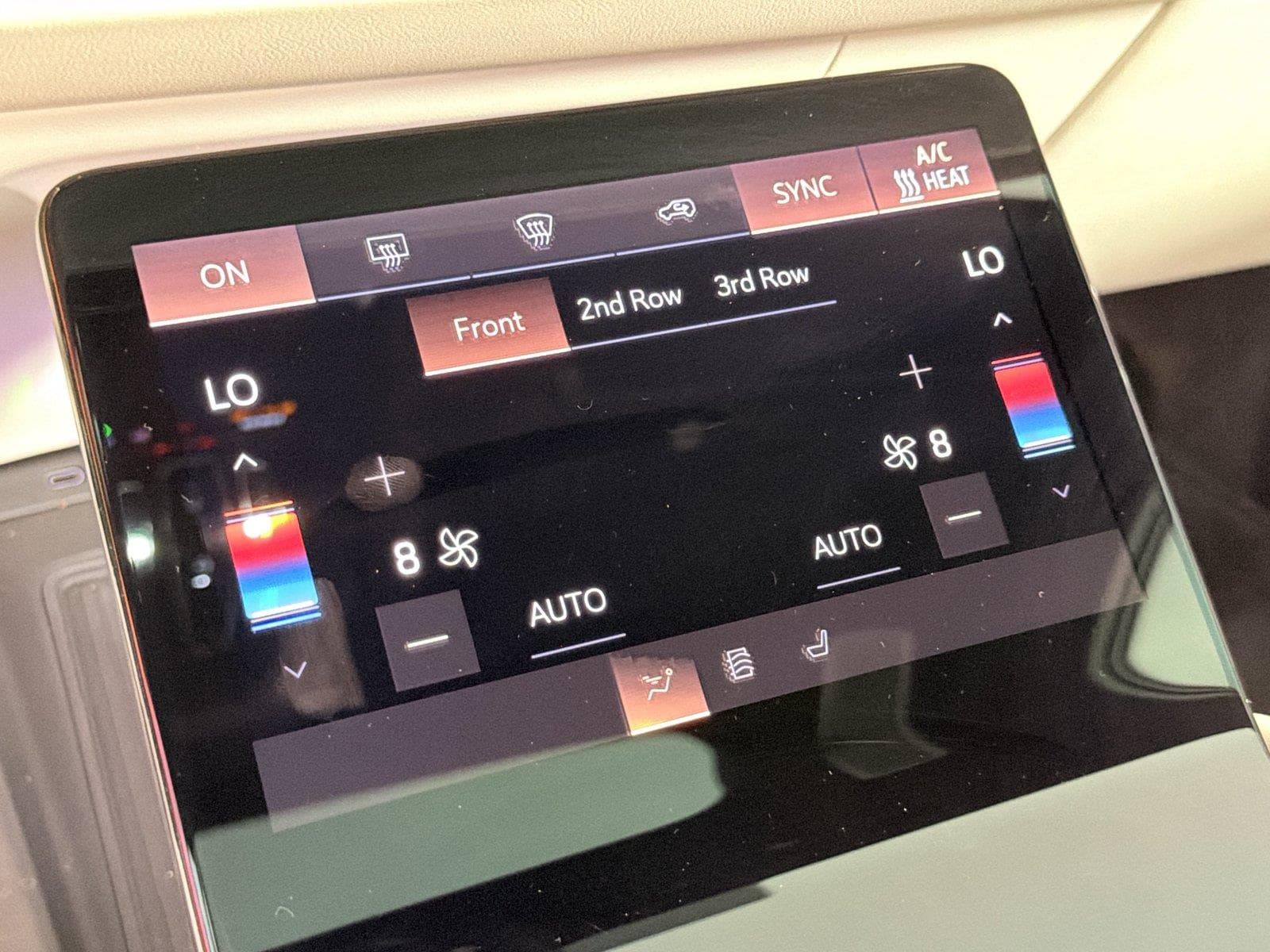 2026 Cadillac VISTIQ Sport - Photo 32