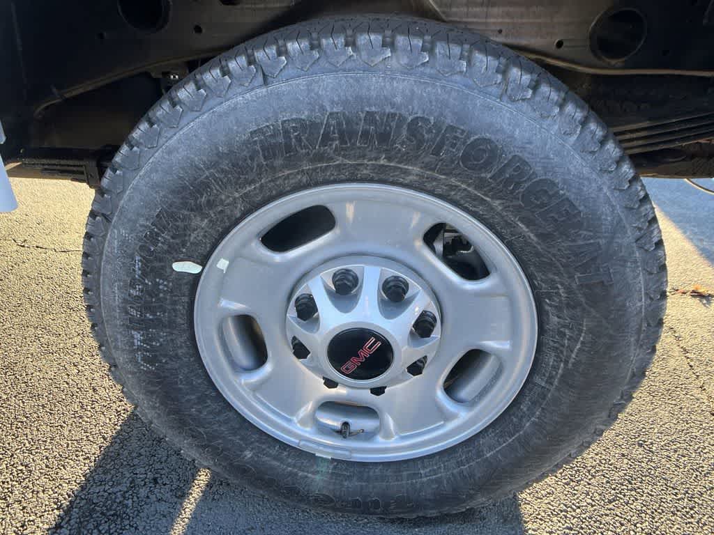 2025 GMC Sierra 2500HD Pro - Photo 17