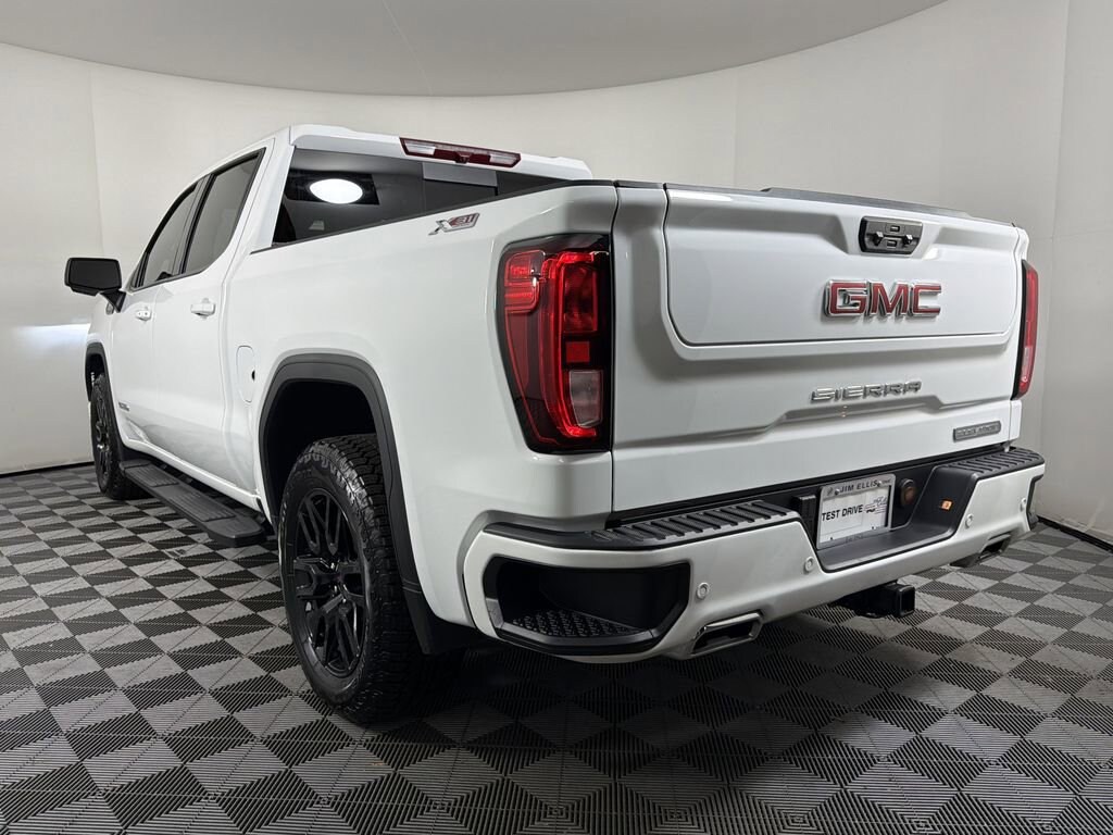 New 2025 GMC Sierra 1500 Elevation w/3SB Truck Crew Cab