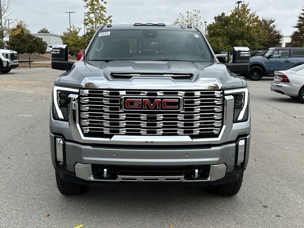 2025 Gmc Sierra 2500 HD Denali photo 2