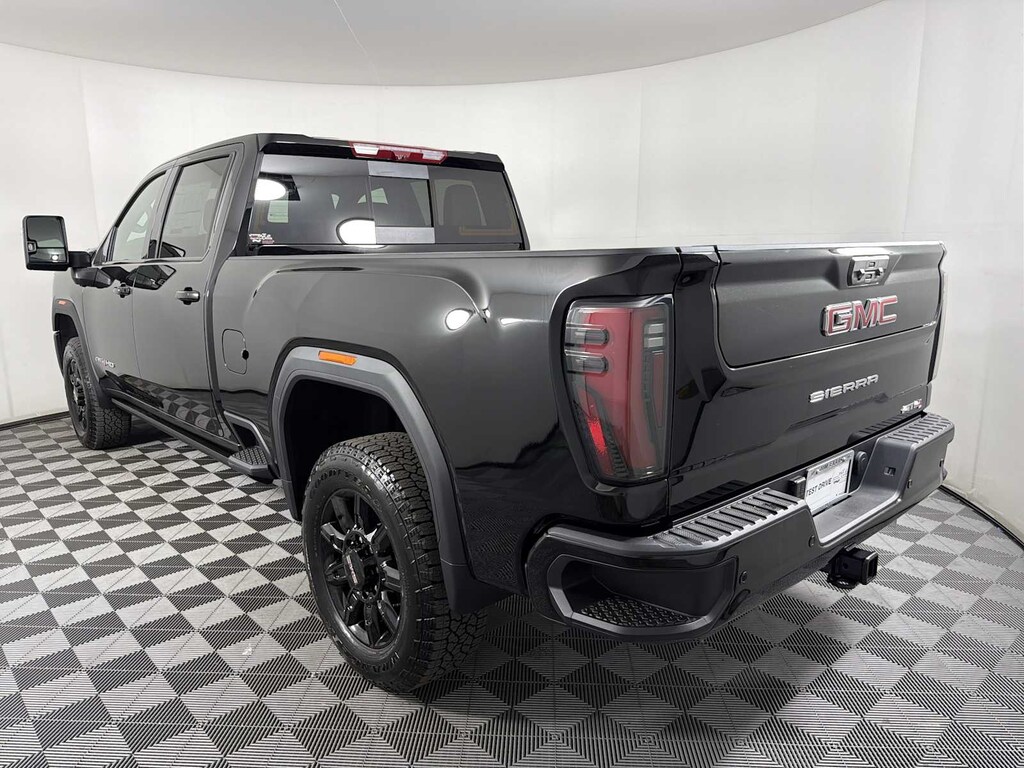 New 2026 GMC Sierra 2500 HD AT4 Truck Crew Cab