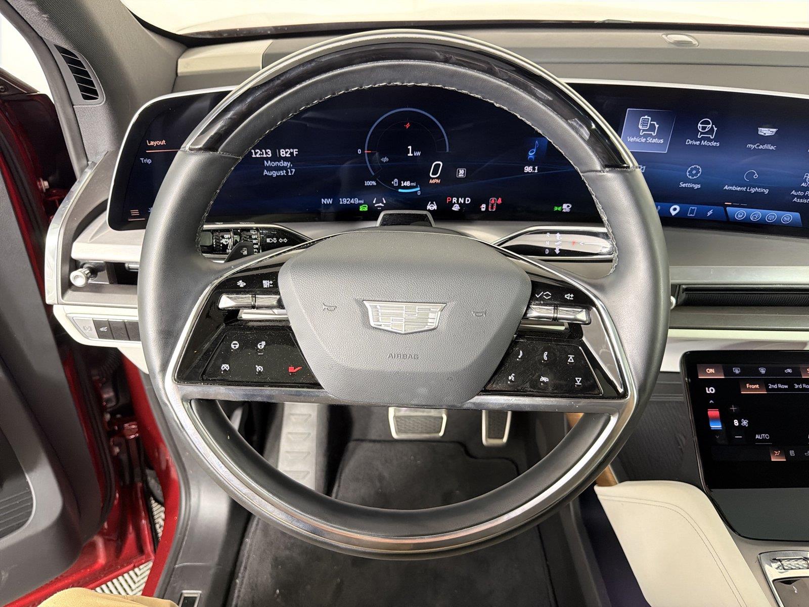 2026 Cadillac VISTIQ Sport - Photo 24