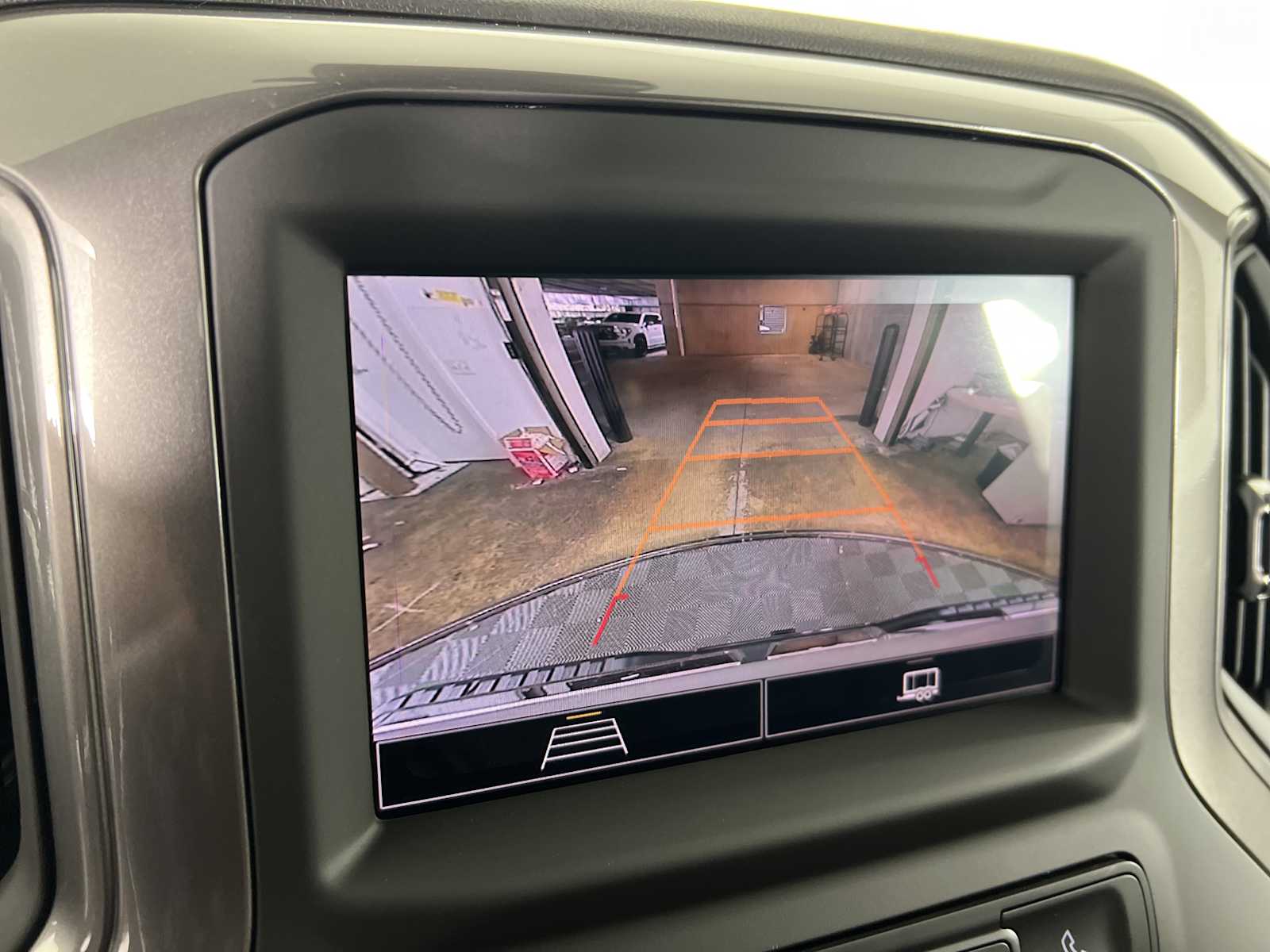 2025 GMC Sierra 2500HD Pro - Photo 17
